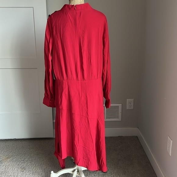 NWT Teri Jon Mock neck Asymmetric Hem Crepe Dress Size 18 - Picture 7 of 7